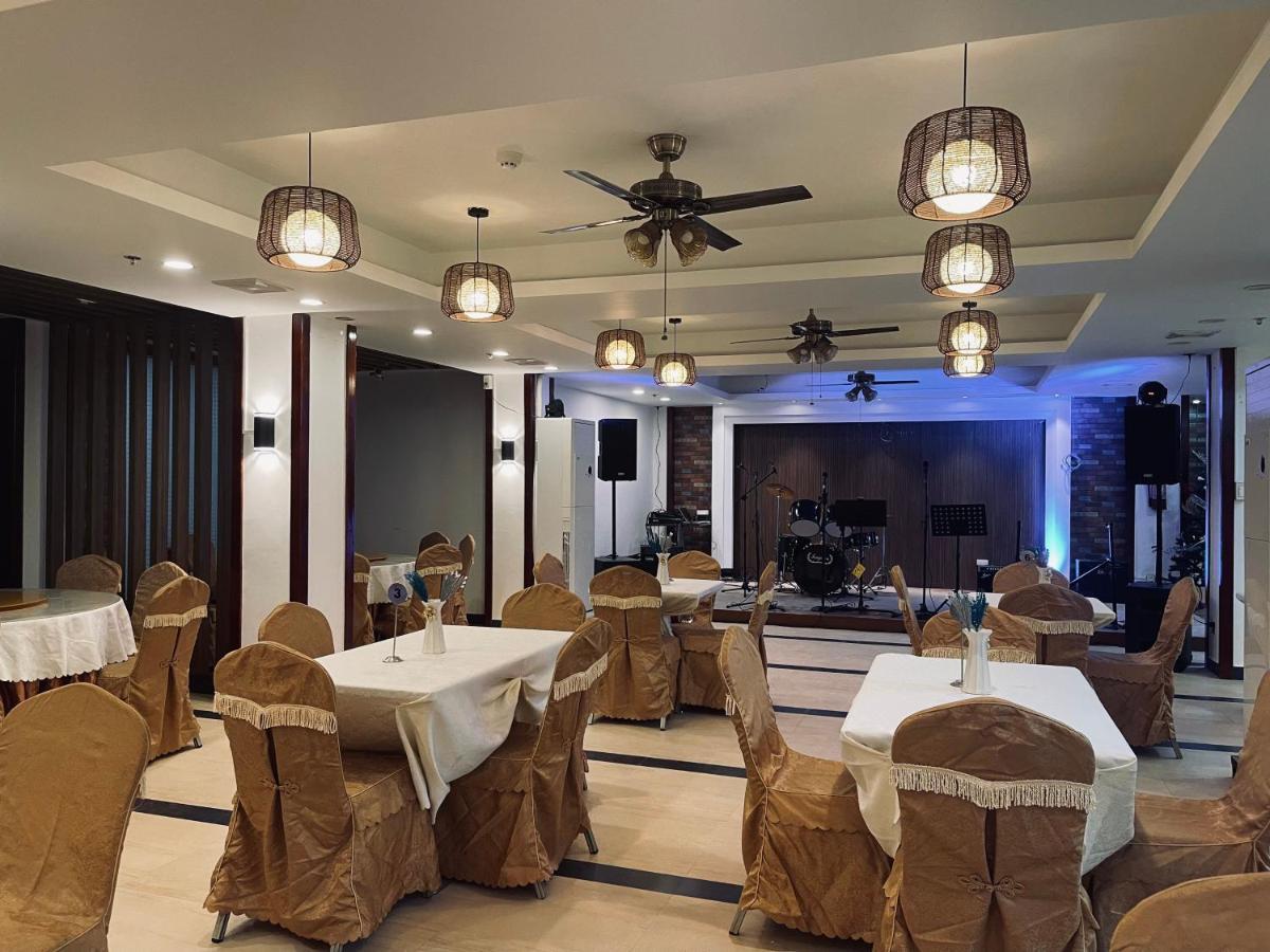 Erus Suites Hotel Boracay Manoc-Manoc Bagian luar foto