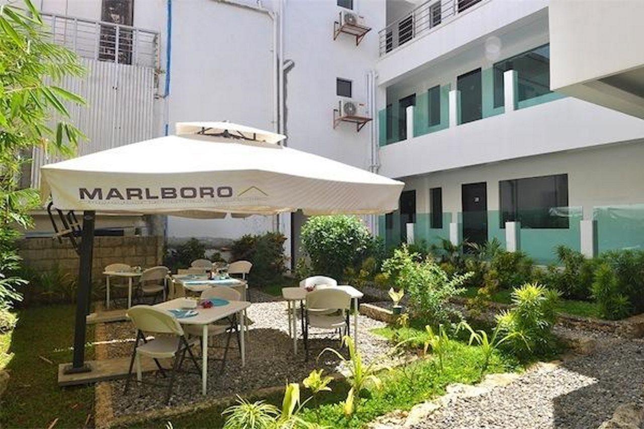 Erus Suites Hotel Boracay Manoc-Manoc Bagian luar foto