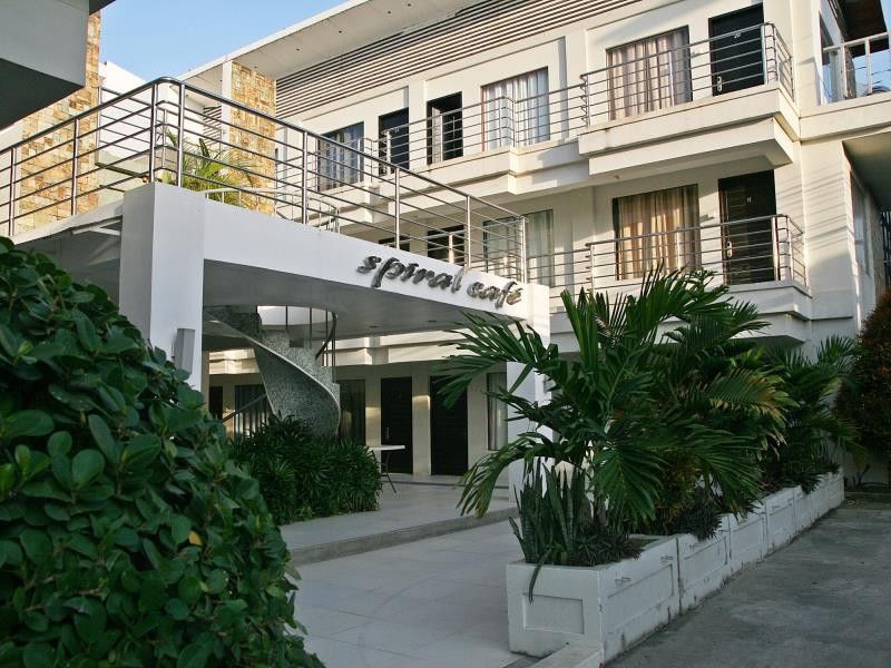 Erus Suites Hotel Boracay Manoc-Manoc Bagian luar foto
