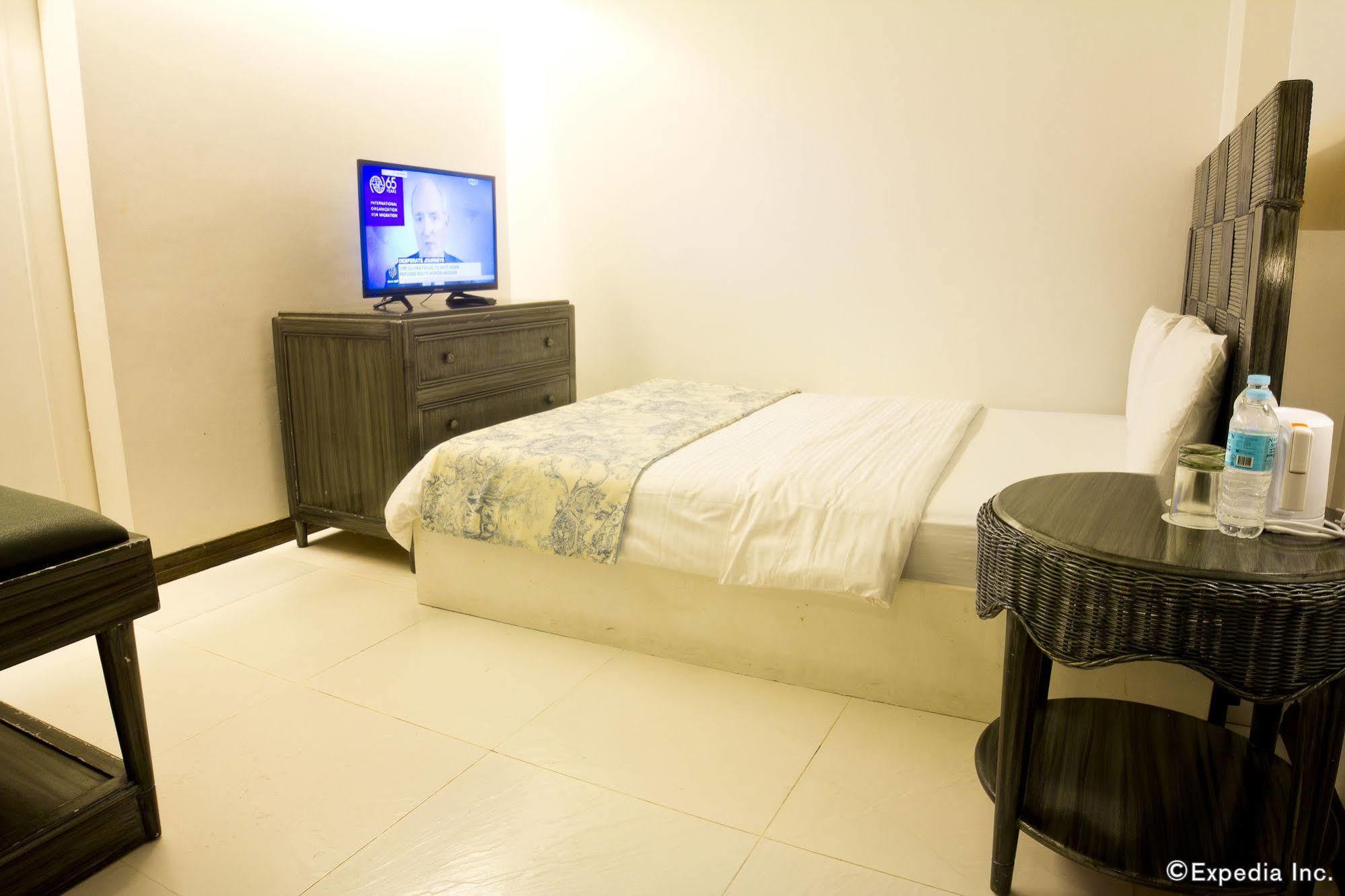 Erus Suites Hotel Boracay Manoc-Manoc Bagian luar foto